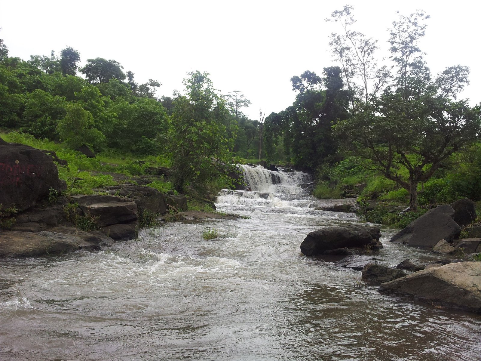 Gira Falls