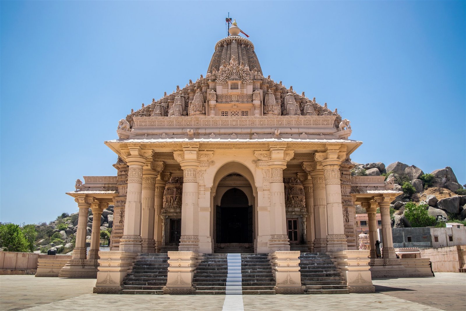 Maru-Gurjara carving