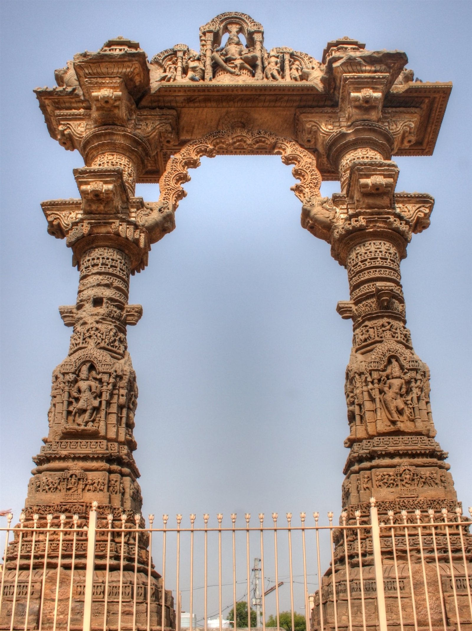 Kirti Toran