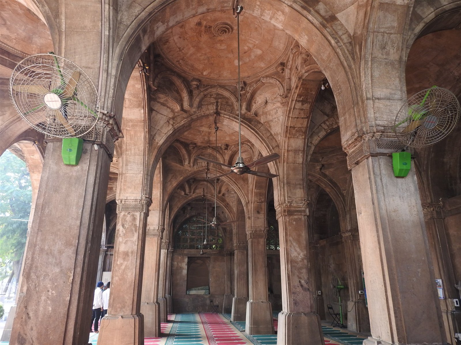 Arches & screens