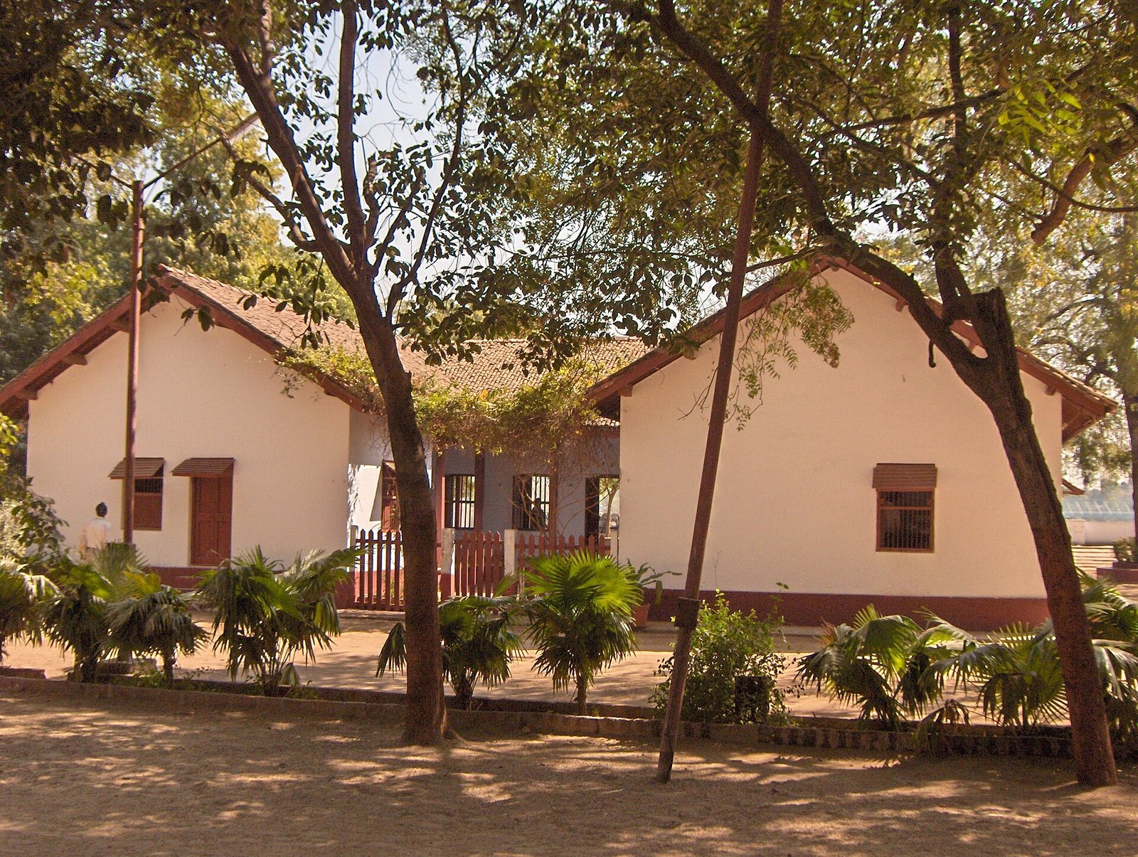 Sabarmati Ashram Guide: Timings, Museum and Nearby