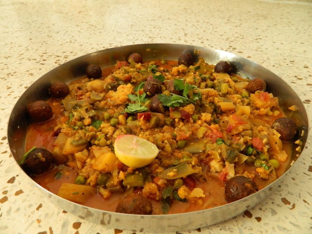 Undhiyu, Gujarat