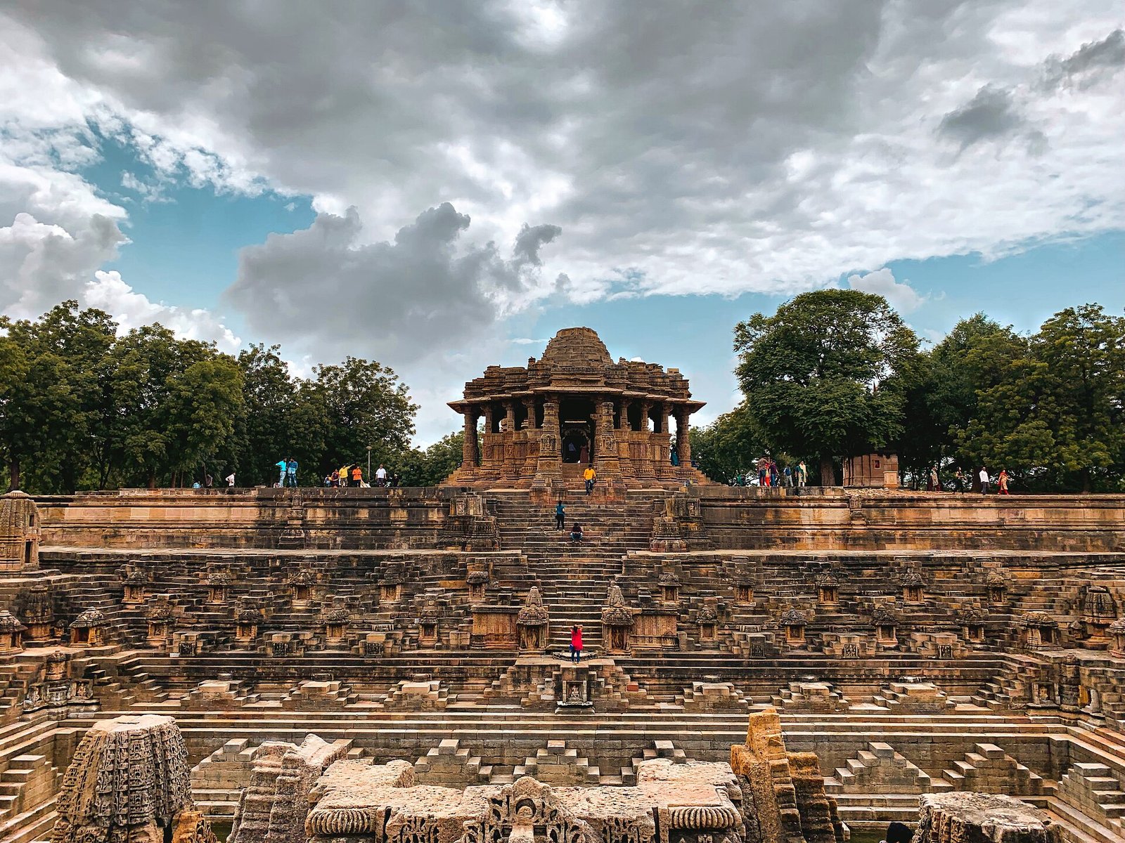 One-Day Trips from Ahmedabad: 8 Escapes You Can Do in a Day