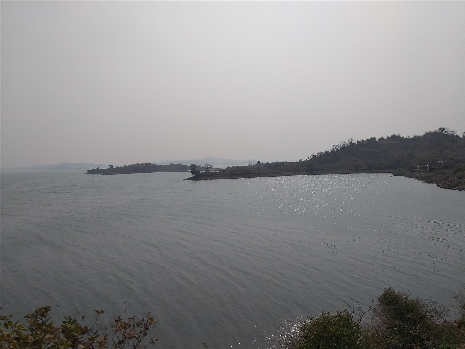 Tapi Riverfront, Vyara